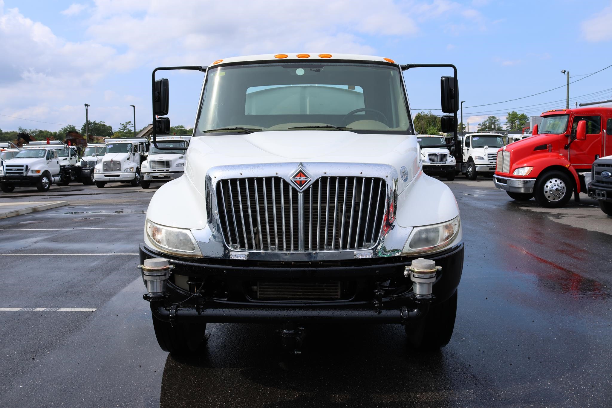 2019 INTERNATIONAL DURASTAR 4300 2019 INTERNATIONAL DURASTAR 4300 - image 6 of 6