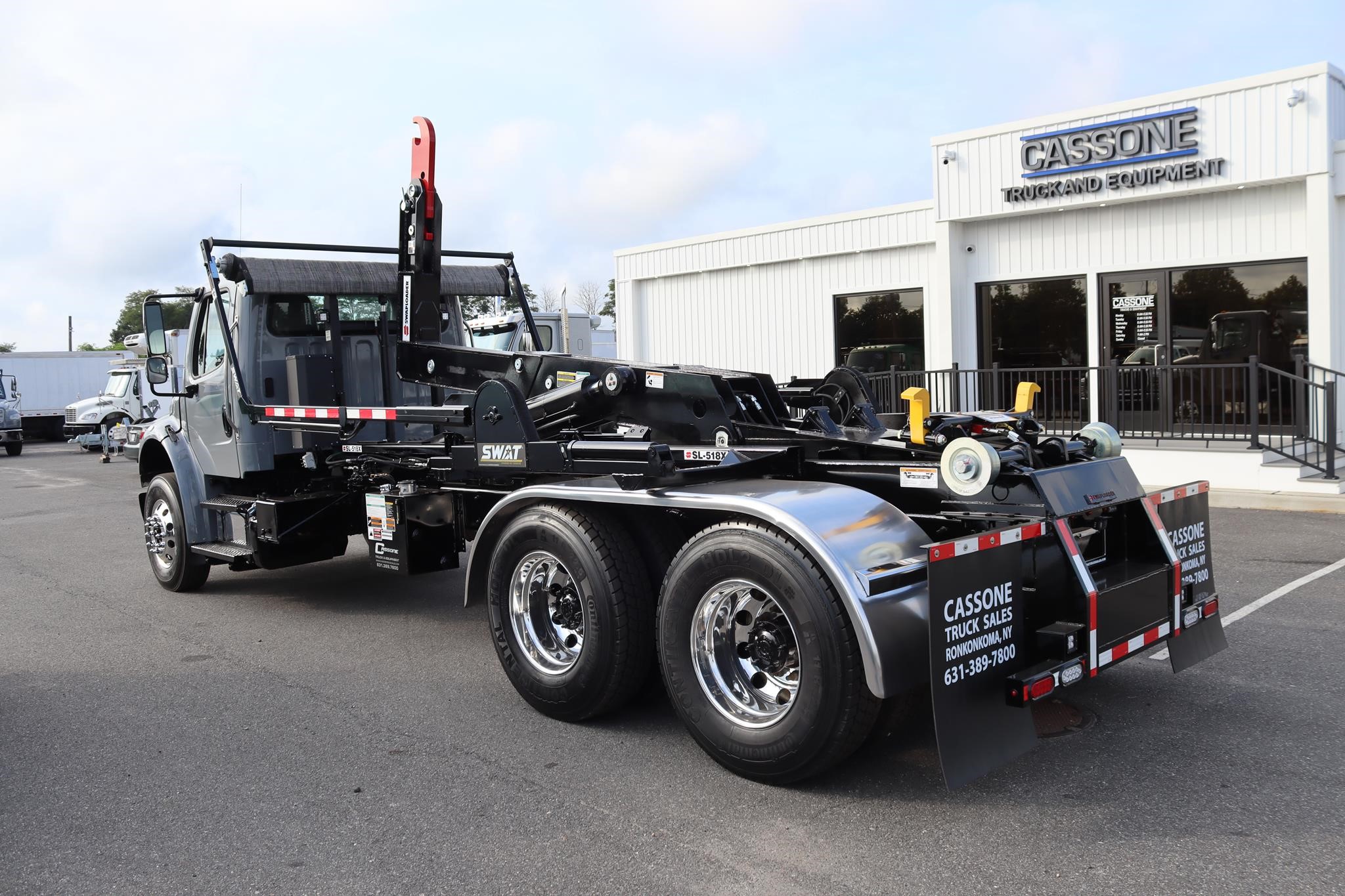 2019 FREIGHTLINER BUSINESS CLASS M2 106 2019 FREIGHTLINER BUSINESS CLASS M2 106 - image 2 of 6