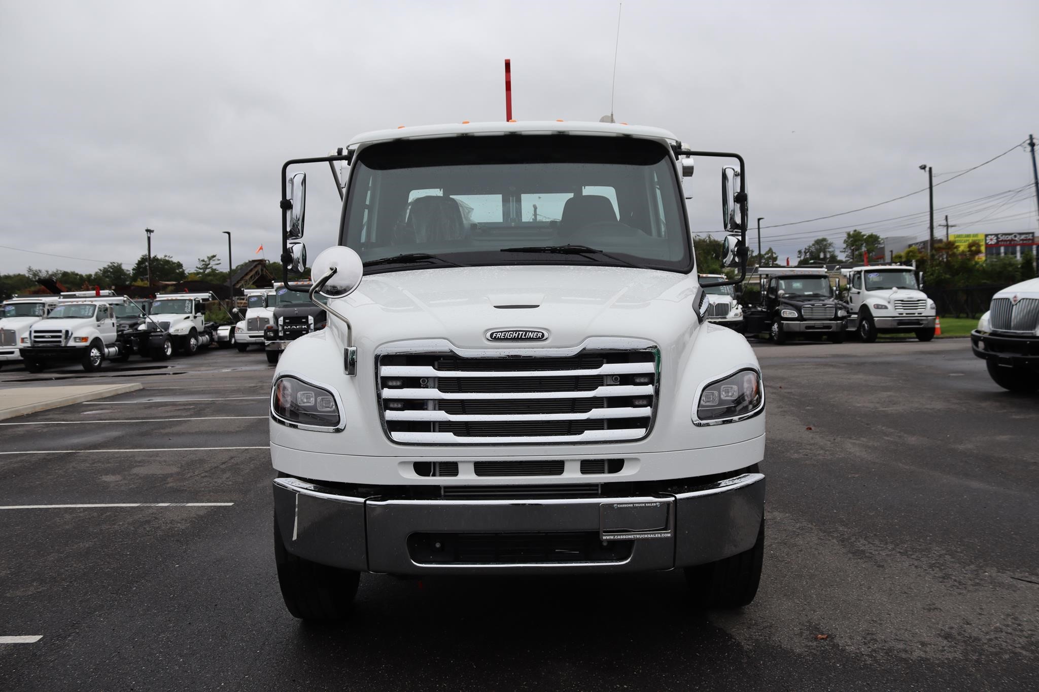 2027 FREIGHTLINER BUSINESS CLASS M2 106 PLUS 2027 FREIGHTLINER BUSINESS CLASS M2 106 PLUS - image 6 of 6