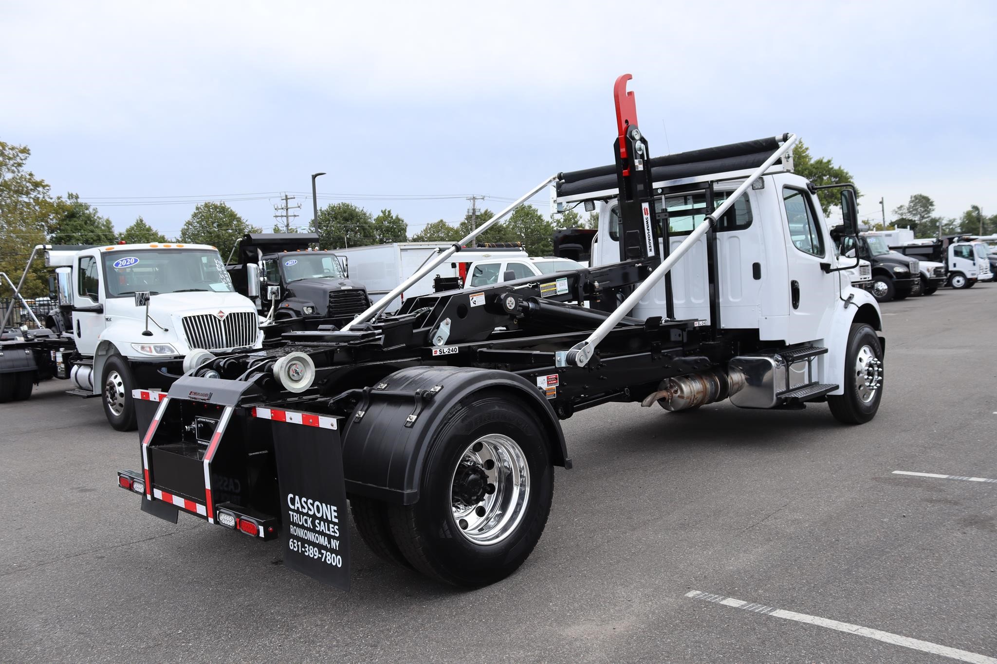 2018 FREIGHTLINER BUSINESS CLASS M2 106 2018 FREIGHTLINER BUSINESS CLASS M2 106 - image 4 of 6