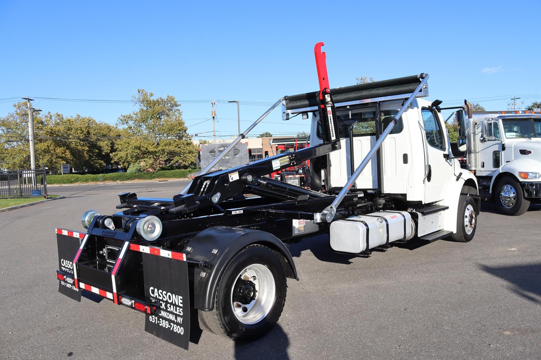 2019 FREIGHTLINER BUSINESS CLASS M2 106 2019 FREIGHTLINER BUSINESS CLASS M2 106 - image 4 of 6