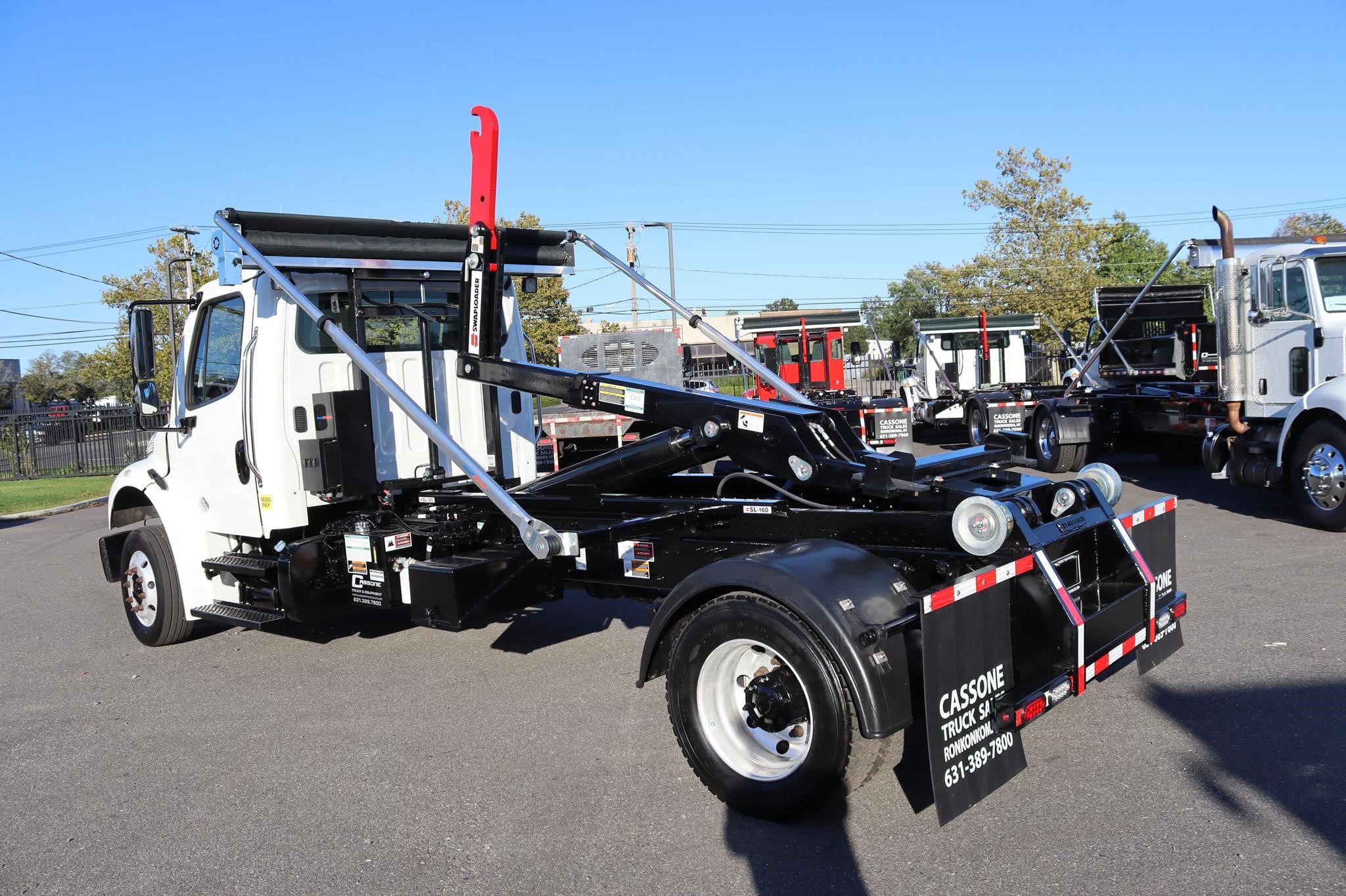 2019 FREIGHTLINER BUSINESS CLASS M2 106 2019 FREIGHTLINER BUSINESS CLASS M2 106 - image 2 of 6