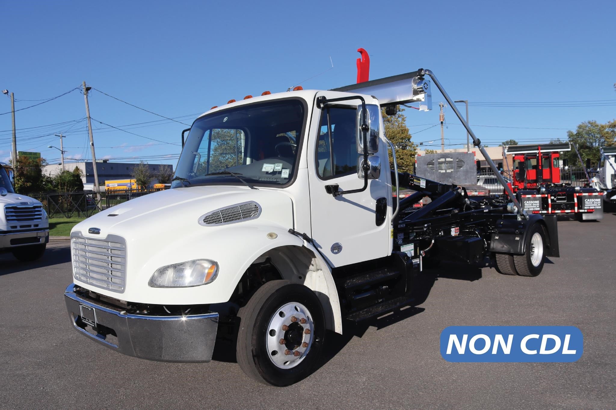 2019 FREIGHTLINER BUSINESS CLASS M2 106 2019 FREIGHTLINER BUSINESS CLASS M2 106 - image 1 of 6