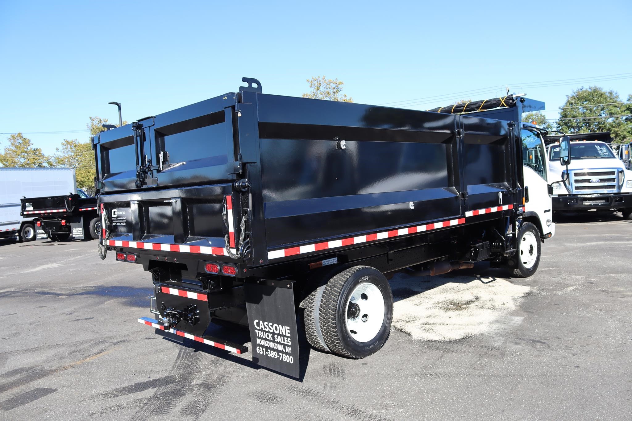 2017 ISUZU NPR HD 2017 ISUZU NPR HD - image 4 of 6