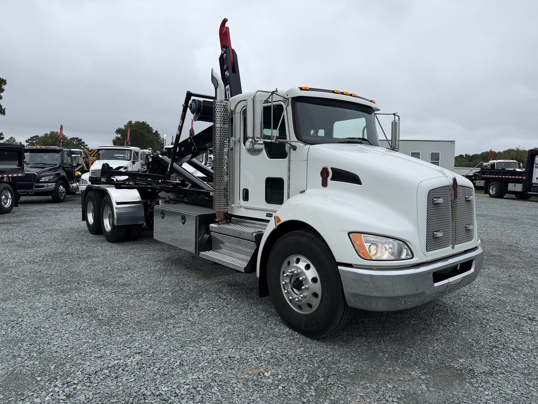2021 KENWORTH T370 2021 KENWORTH T370 - image 4 of 6