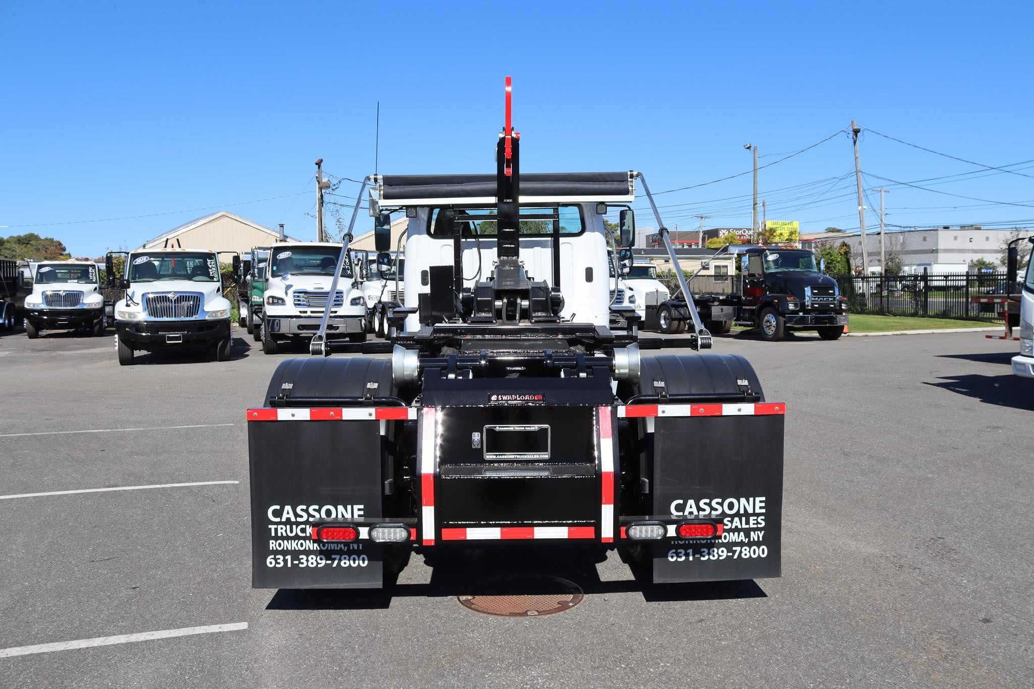 2015 FREIGHTLINER BUSINESS CLASS M2 106 2015 FREIGHTLINER BUSINESS CLASS M2 106 - image 3 of 6