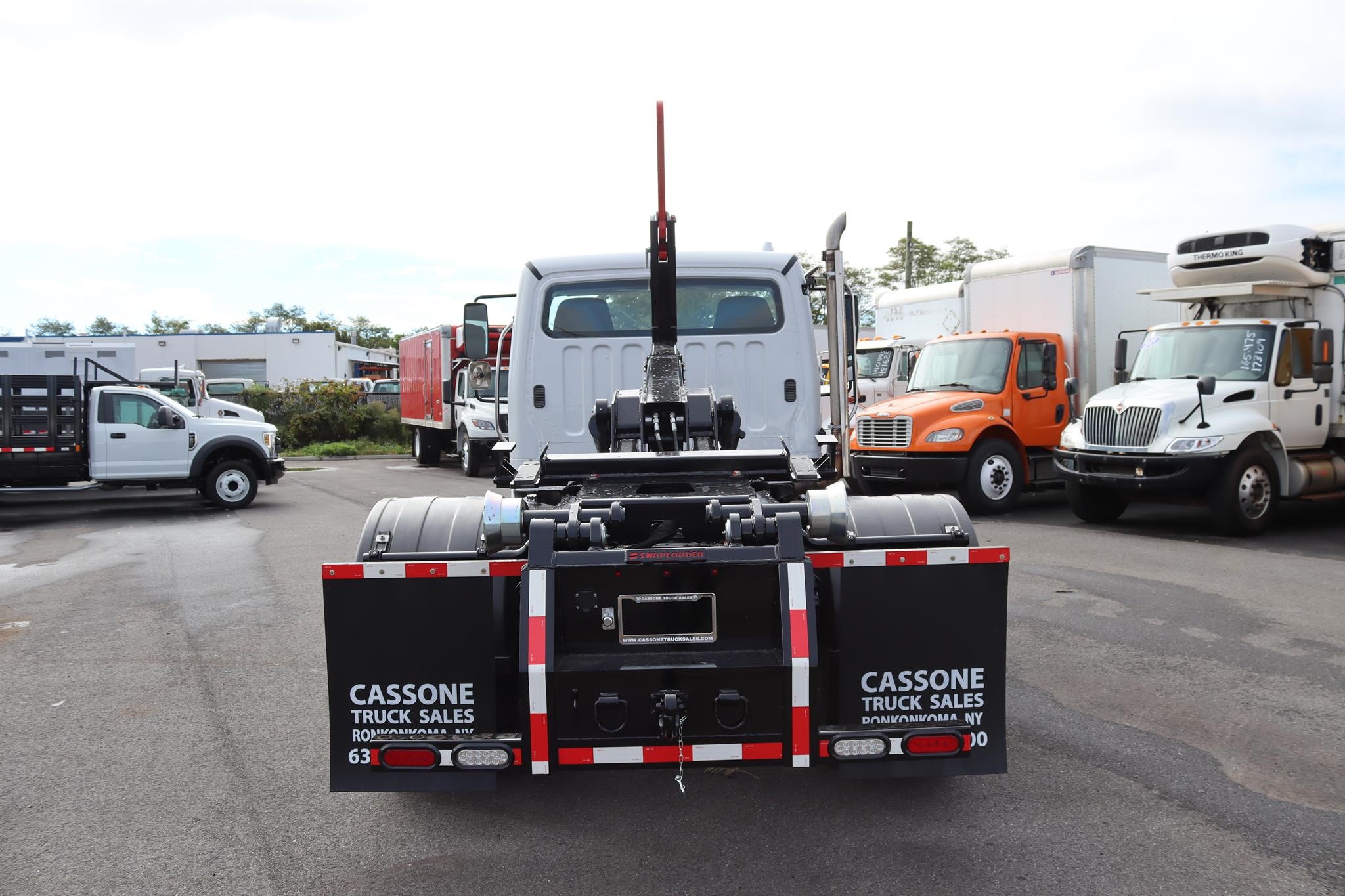 2016 FREIGHTLINER BUSINESS CLASS M2 106 2016 FREIGHTLINER BUSINESS CLASS M2 106 - image 3 of 6