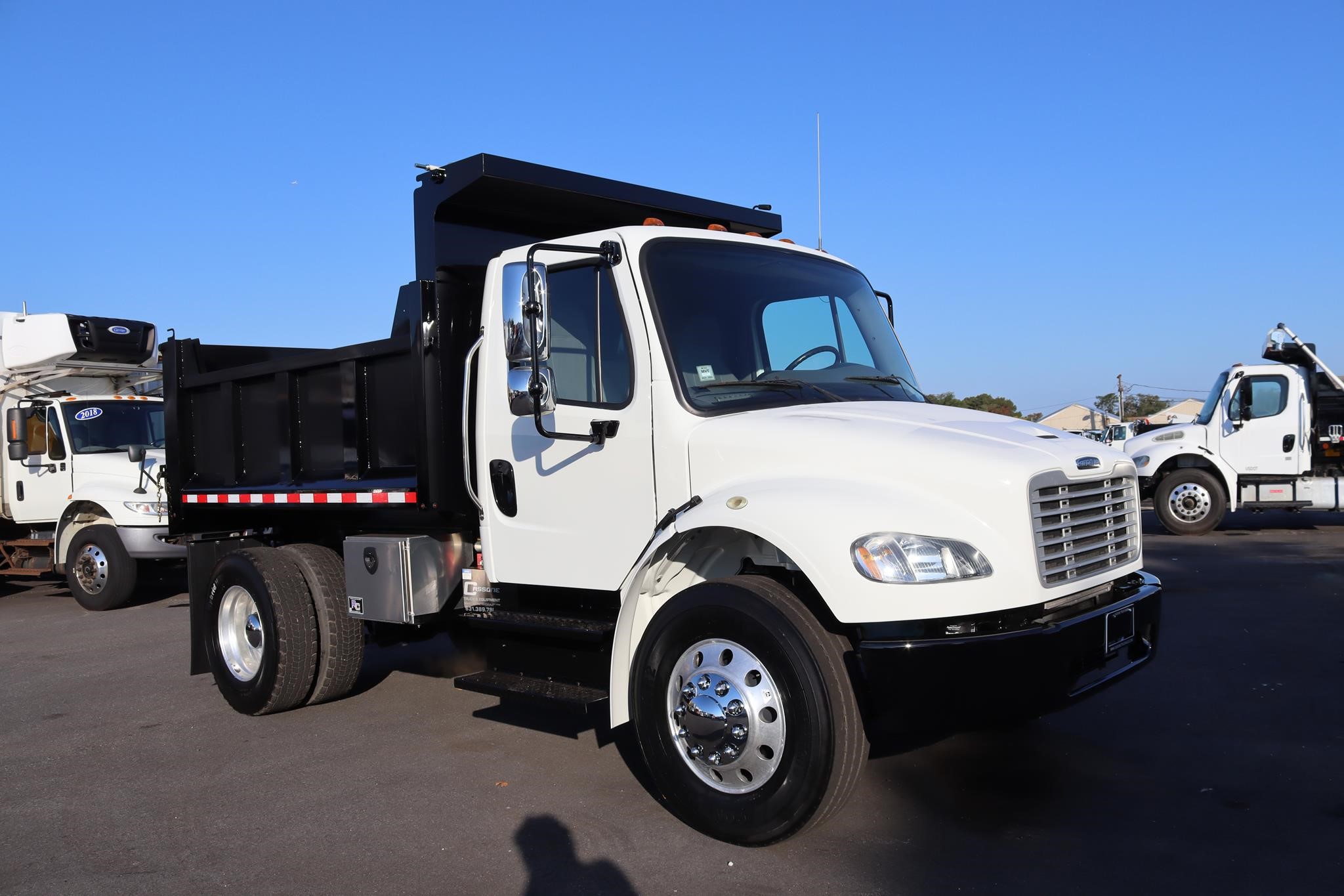 2018 FREIGHTLINER BUSINESS CLASS M2 106 2018 FREIGHTLINER BUSINESS CLASS M2 106 - image 5 of 6