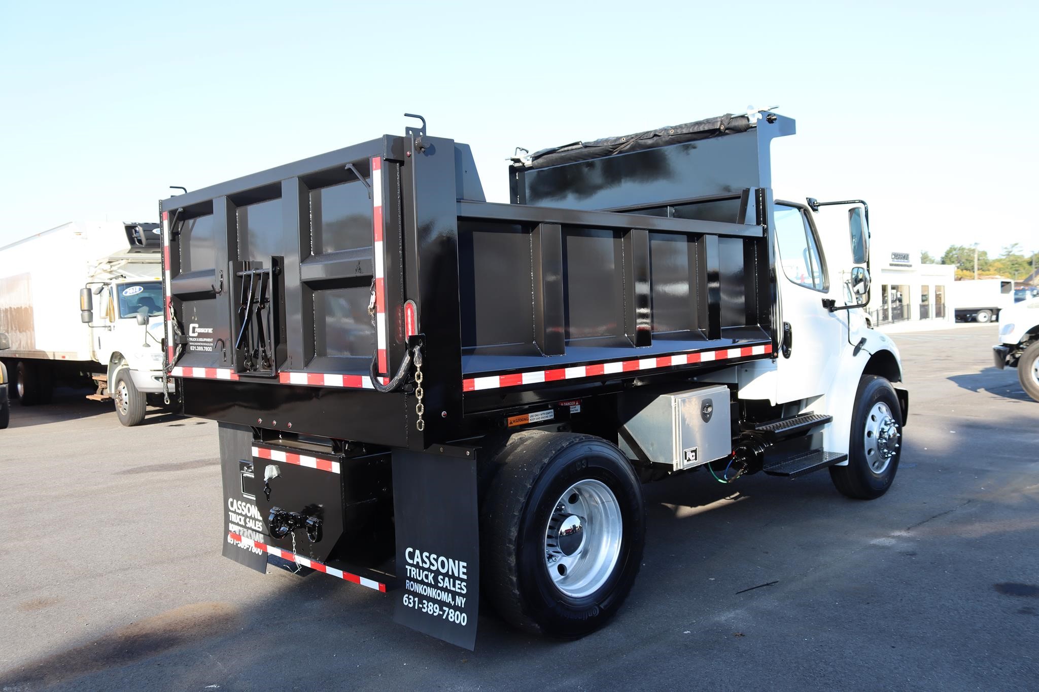 2018 FREIGHTLINER BUSINESS CLASS M2 106 2018 FREIGHTLINER BUSINESS CLASS M2 106 - image 4 of 6