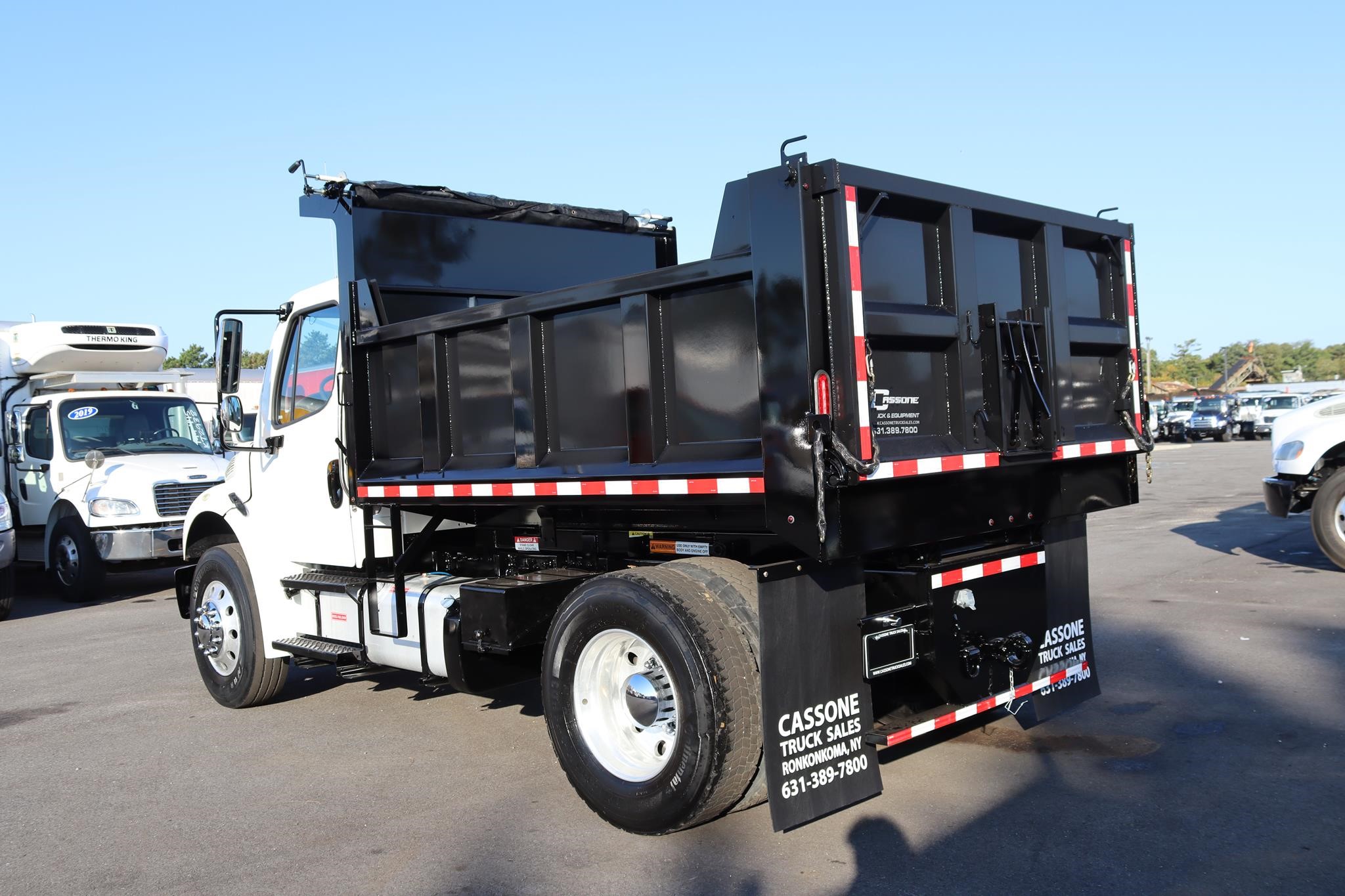 2018 FREIGHTLINER BUSINESS CLASS M2 106 2018 FREIGHTLINER BUSINESS CLASS M2 106 - image 2 of 6