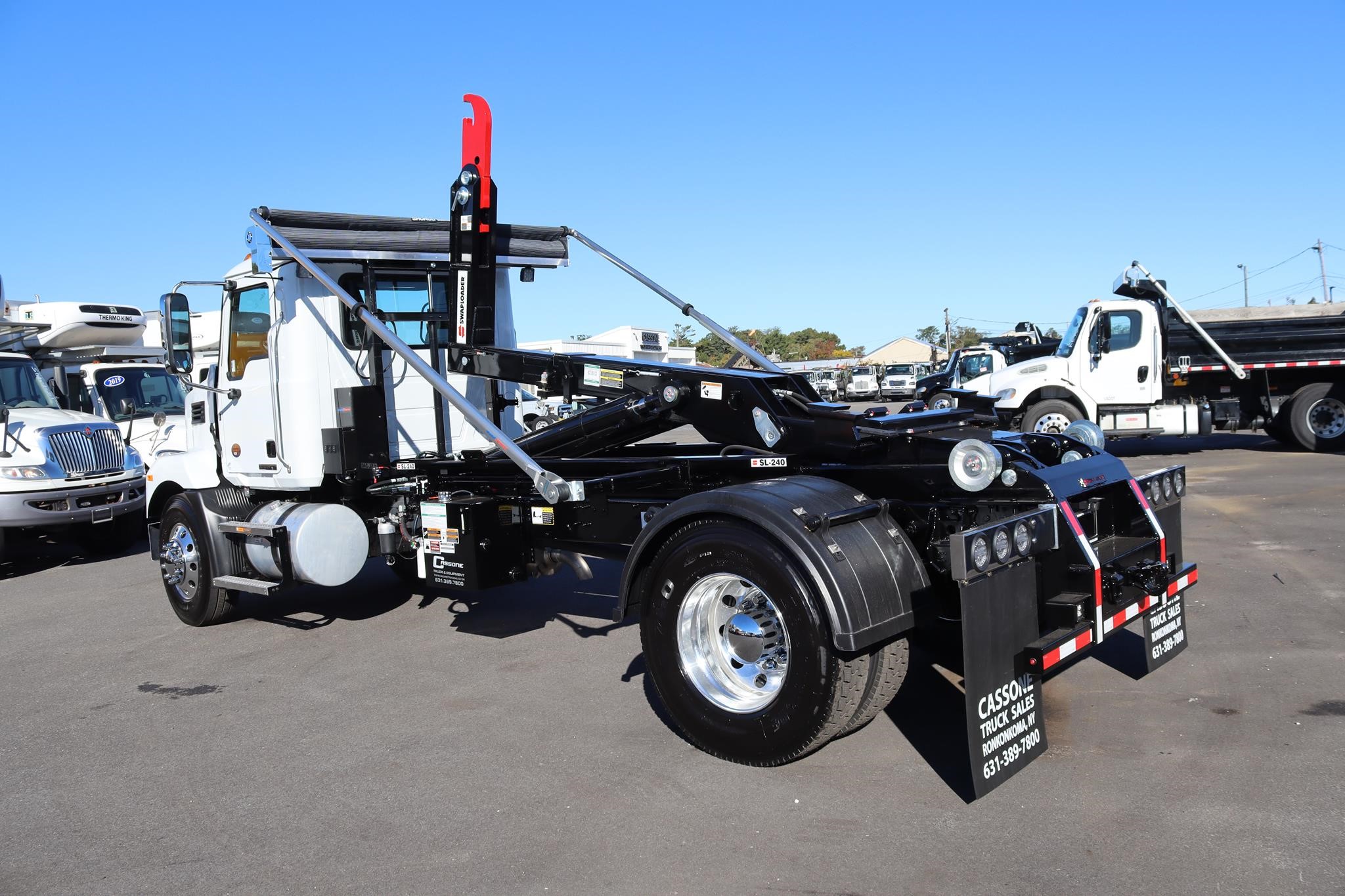2027 MACK MD7 2027 MACK MD7 - image 2 of 6