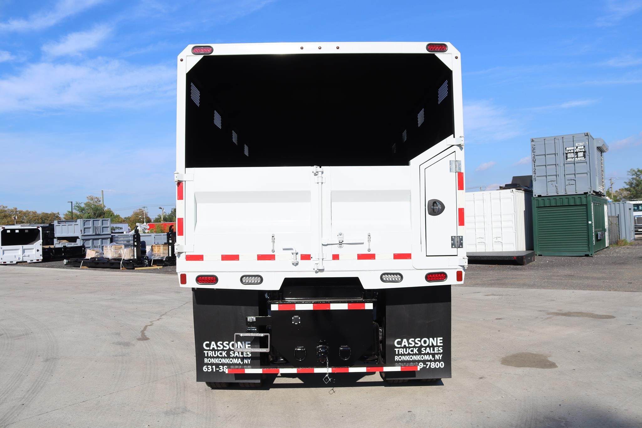 2021 INTERNATIONAL MV - image 3 of 6