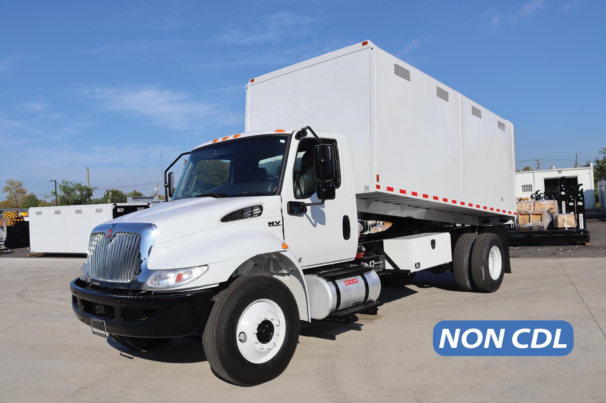 2021 INTERNATIONAL MV - image 1 of 6