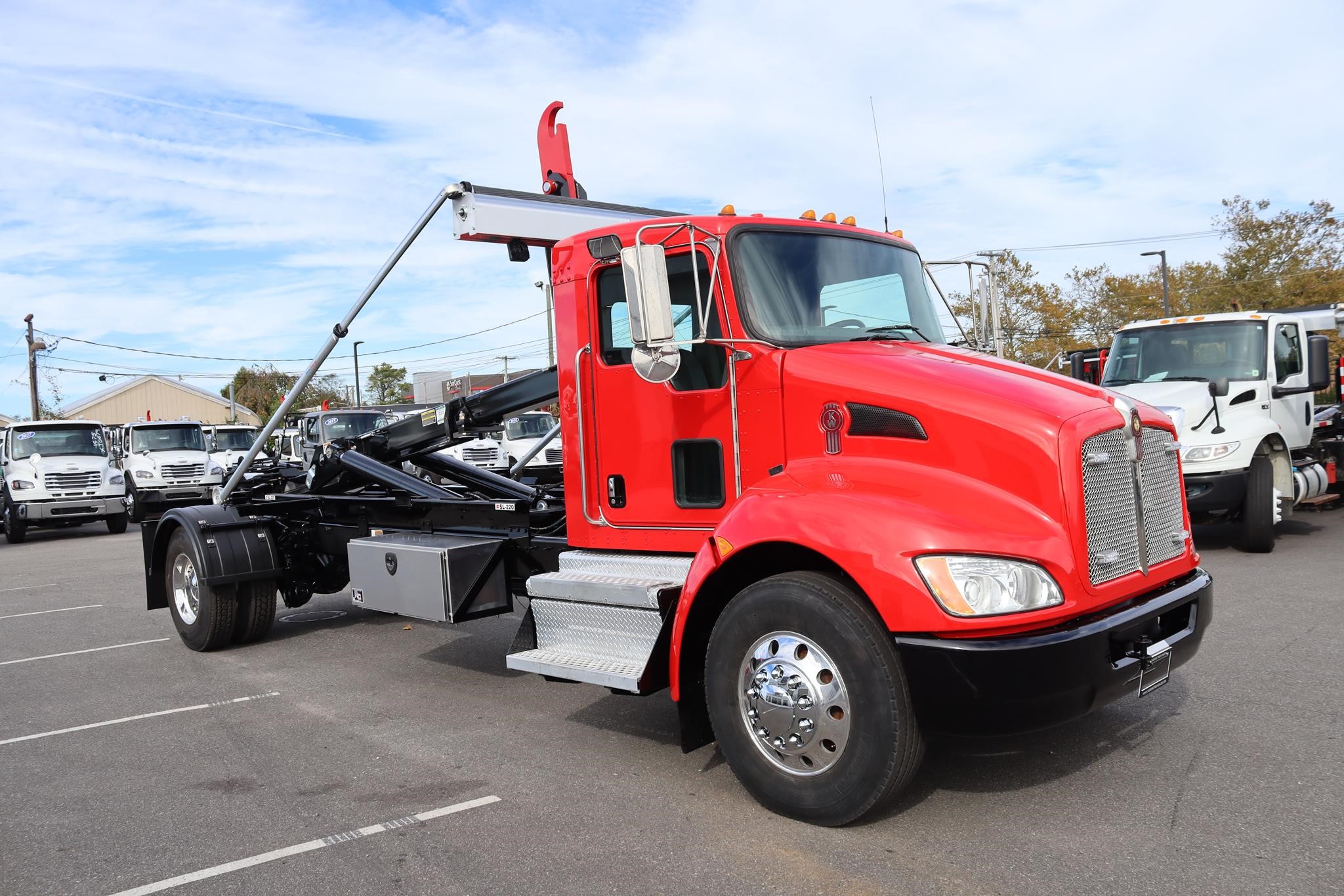 2019 KENWORTH T370 - image 5 of 6
